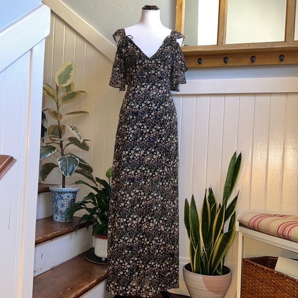 French Connection Hallie Crinkle Floral Print Maxi Dress - Picture 2 of 16